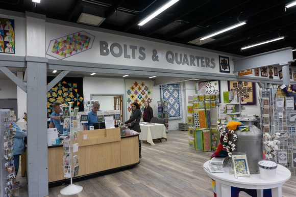 Bolts & Quarters-9159
